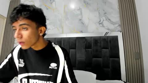 Snapshot of dikey_18 chatting on September 2025 08:12:02 PM dikey_18 online show from September 2025 08:12:02 PM