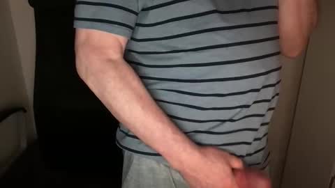 Snapshot of diki3333333333 chatting on April 2026 11:54:02 AM Nick online show from April 2026 11:54:02 AM