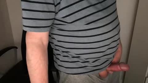 Snapshot of diki3333333333 chatting on April 2026 01:49:01 AM Nick online show from April 2026 01:49:01 AM