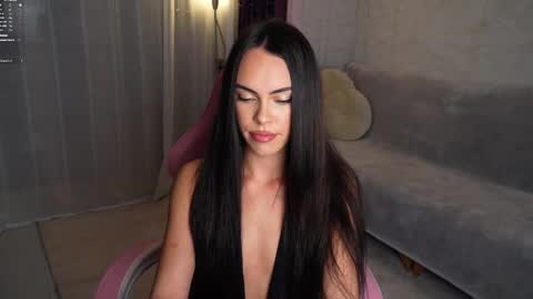 Dilara online show from January 2026 06:12:02 PM