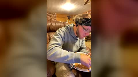 Snapshot of dilf_96 chatting on February 2026 06:40:02 AM Daddy online show from February 2026 06:40:02 AM