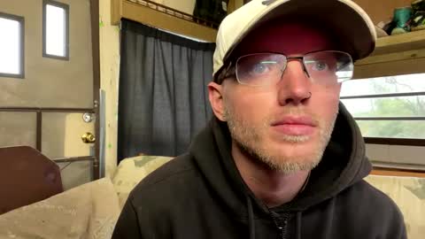 Snapshot of dilf_96 chatting on April 2026 11:44:02 PM Daddy online show from April 2026 11:44:02 PM
