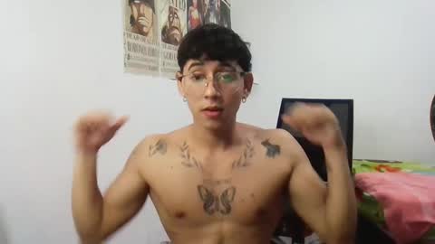 Snapshot of dillom420 chatting on January 2025 05:19:01 AM dillom420 online show from January 2025 05:19:01 AM