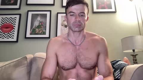 Snapshot of dillonwilde chatting on January 2025 08:50:01 PM Dillon online show from January 2025 08:50:01 PM