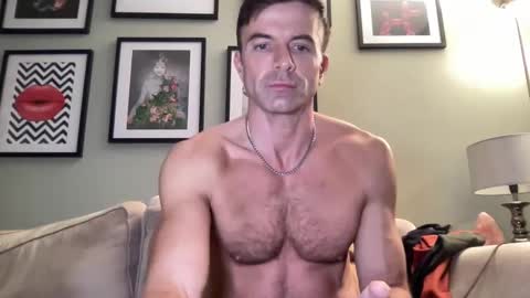 Snapshot of dillonwilde chatting on January 2025 08:26:02 PM Dillon online show from January 2025 08:26:02 PM