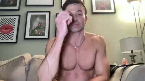 Snapshot of dillonwilde chatting on February 2025 09:05:02 PM Dillon online show from February 2025 09:05:02 PM