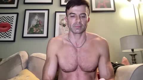 Snapshot of dillonwilde chatting on March 2025 08:52:01 PM Dillon online show from March 2025 08:52:01 PM