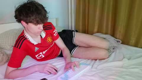 Snapshot of dimamozaev400 chatting on April 2026 04:33:02 PM Dima online show from April 2026 04:33:02 PM