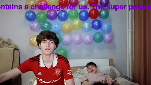 Snapshot of dimamozaev400 chatting on April 2026 12:37:02 AM Dima online show from April 2026 12:37:02 AM