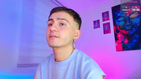 Snapshot of dimitri_bilak_ chatting on April 2026 10:58:01 PM Julian Independent Model online show from April 2026 10:58:01 PM