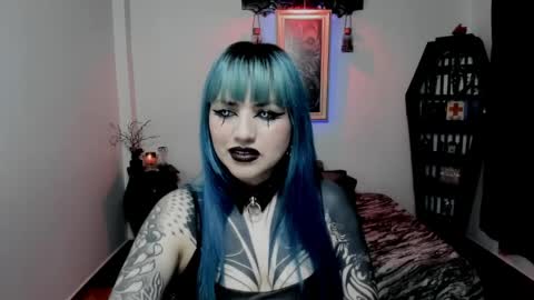 Snapshot of dimmuanddarkness chatting on April 2026 06:40:02 AM dimmuanddarkness online show from April 2026 06:40:02 AM