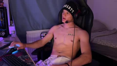 Snapshot of din_knox chatting on April 2026 09:26:01 PM din_knox online show from April 2026 09:26:01 PM