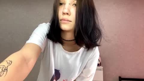 Snapshot of dinakonno chatting on April 2026 09:51:02 AM Amelia online show from April 2026 09:51:02 AM