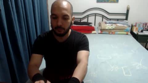 Snapshot of dinchtcams chatting on March 2026 11:32:02 PM Dincht online show from March 2026 11:32:02 PM