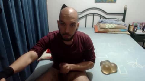 Snapshot of dinchtcams chatting on March 2026 11:28:02 PM Dincht online show from March 2026 11:28:02 PM