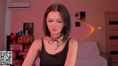 Snapshot of dindin_ chatting on April 2026 07:06:01 AM Jessie online show from April 2026 07:06:01 AM