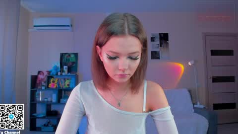 Snapshot of dindin_ chatting on April 2026 08:29:02 AM Jessie online show from April 2026 08:29:02 AM