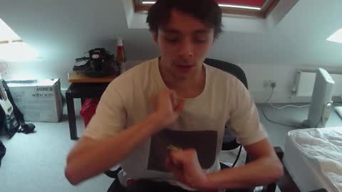 dinkel___ online show from October 2025 12:40:02 PM