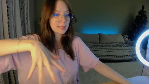 Snapshot of dinochka_ chatting on December 2024 01:16:02 PM Dina online show from December 2024 01:16:02 PM