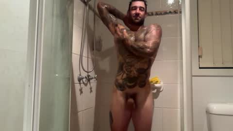 Snapshot of dion_thicc chatting on June 2026 08:11:02 PM dion_thicc online show from June 2026 08:11:02 PM