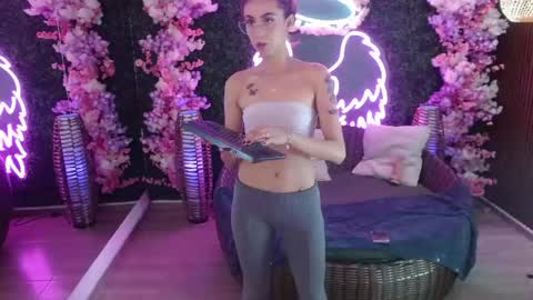 Snapshot of dione_lake chatting on May 2026 12:56:02 PM Dion online show from May 2026 12:56:02 PM