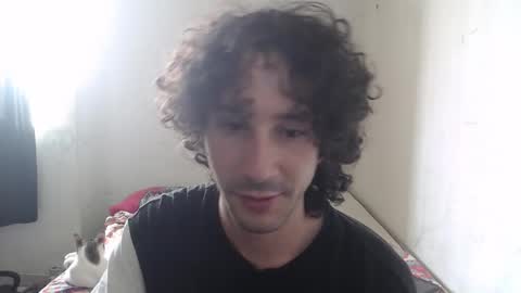 Snapshot of dioni_soe chatting on November 2025 06:14:01 PM Henry online show from November 2025 06:14:01 PM