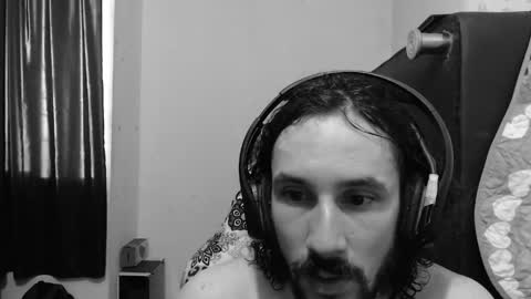 Snapshot of dioni_soe chatting on April 2026 03:28:01 PM Henry online show from April 2026 03:28:01 PM