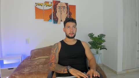 Snapshot of dionyxx chatting on October 2025 12:32:01 AM dionyxx online show from October 2025 12:32:01 AM