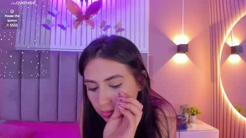 Cristal  online show from January 2025 09:45:01 AM