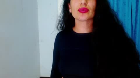 diosa_gil online show from April 2026 01:44:01 AM