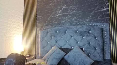 Snapshot of diosaa_golden chatting on September 2025 08:54:01 PM DIOSA online show from September 2025 08:54:01 PM