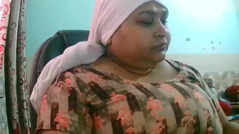 Snapshot of dipa2345 chatting on April 2026 11:40:02 AM dipa2345 online show from April 2026 11:40:02 AM