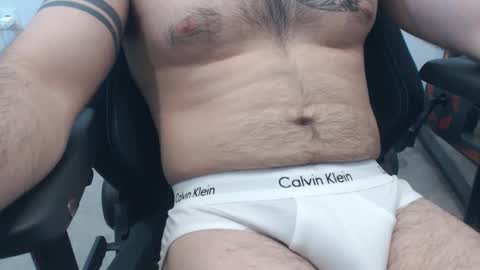 Snapshot of dirfocus chatting on April 2026 03:28:02 PM Z online show from April 2026 03:28:02 PM