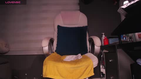 dirty_27cms online show from September 2025 10:33:02 PM