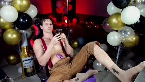 Snapshot of dirty_boss chatting on October 2025 04:02:01 PM dirty_boss online show from October 2025 04:02:01 PM