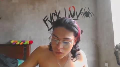 dirty model online show from February 2026 09:57:02 PM