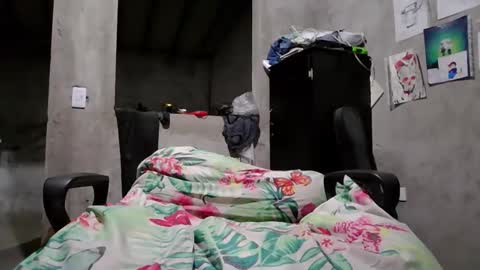 Snapshot of dirty_model chatting on April 2026 07:44:01 AM dirty model online show from April 2026 07:44:01 AM