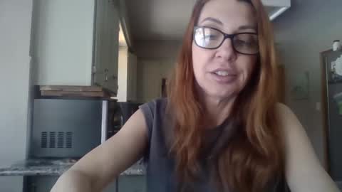 Snapshot of dirtydaisylou chatting on January 2025 07:34:02 PM Daisy online show from January 2025 07:34:02 PM