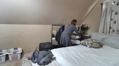 Snapshot of dirtydaisylou chatting on February 2025 05:40:02 PM Daisy online show from February 2025 05:40:02 PM