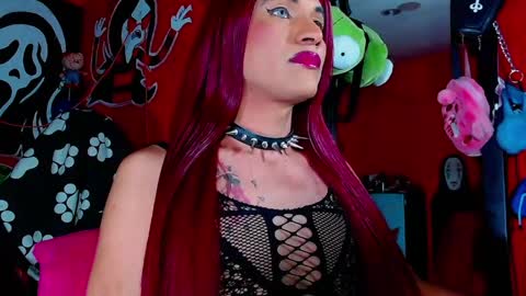 Snapshot of dirtydanezka chatting on May 2026 08:37:01 PM dirtydanezka online show from May 2026 08:37:01 PM