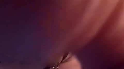 Snapshot of dirtydogsday chatting on April 2026 11:22:02 PM Dirtydog online show from April 2026 11:22:02 PM