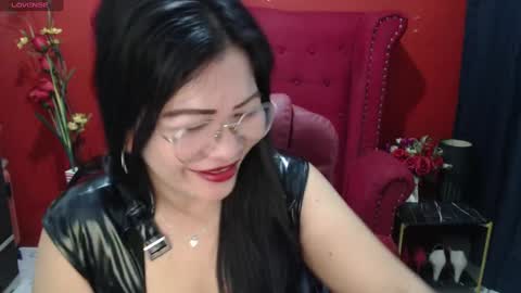 Snapshot of dirtyfungirl chatting on January 2025 01:49:01 PM LatexQueen online show from January 2025 01:49:01 PM