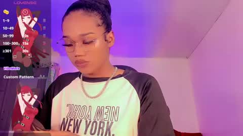 Naomy  online show from July 2026 04:07:02 AM