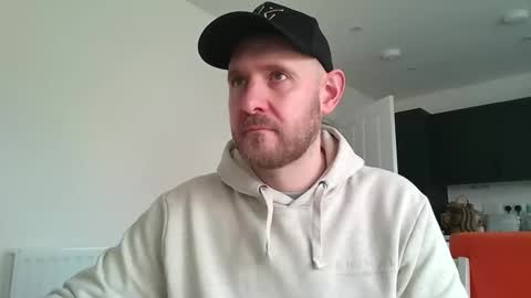 Snapshot of dirtylondon729 chatting on April 2026 12:50:01 PM Exhibitionist Ben online show from April 2026 12:50:01 PM