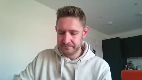 Snapshot of dirtylondon729 chatting on April 2026 11:11:02 AM Exhibitionist Ben online show from April 2026 11:11:02 AM