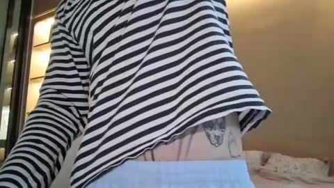 dirtymercedes online show from June 2026 05:35:01 AM