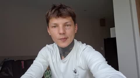 dirtymercedes online show from July 2026 05:01:01 AM