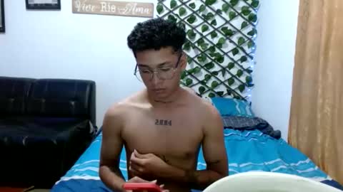 dirtyslimlatin online show from April 2026 07:07:01 PM