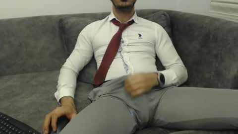 dirtyybooyy77 online show from May 2026 11:33:02 PM