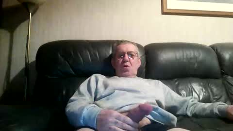 Snapshot of discovery63 chatting on December 2024 05:30:02 PM discovery63 online show from December 2024 05:30:02 PM